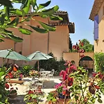 Le Mazet Des Mures Grimaud