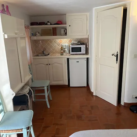 Le Mazet Des Mures Panzió 3*