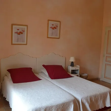Le Mazet Des Mures Bed & Breakfast