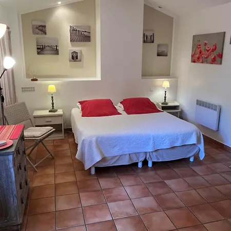 Bed & Breakfast Le Mazet Des Mures