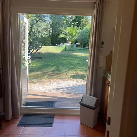 Le Mazet Des Mures Panzió Grimaud