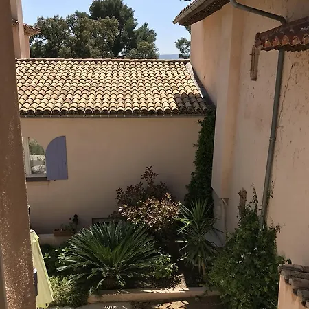 Le Mazet Des Mures Grimaud