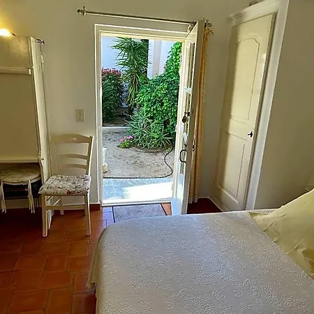 Le Mazet Des Mures Bed & Breakfast Grimaud