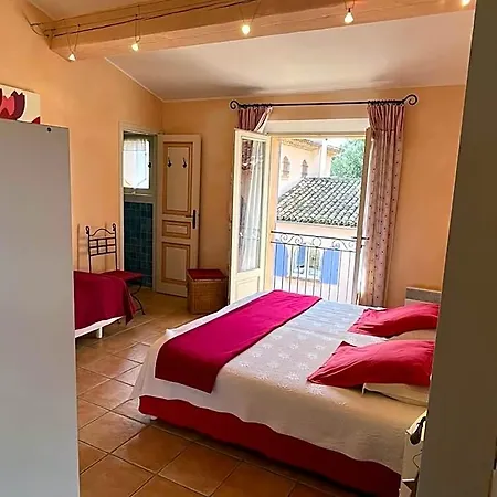 Le Mazet Des Mures Bed & Breakfast