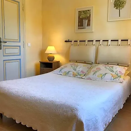 Le Mazet Des Mures Grimaud