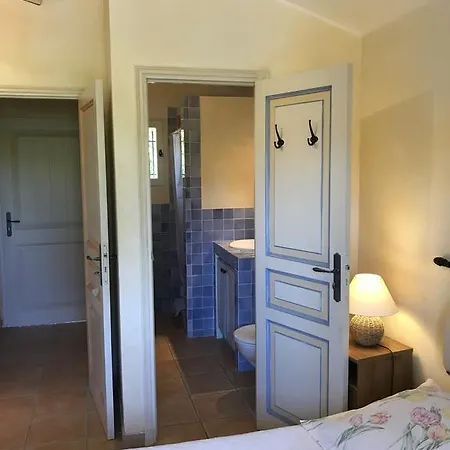 Frühstückspension Le Mazet Des Mures Grimaud