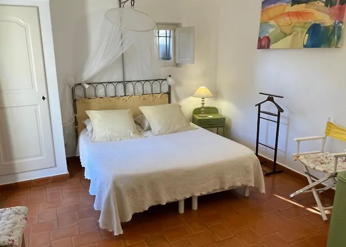B&B Le Mazet Des Mures 그리모