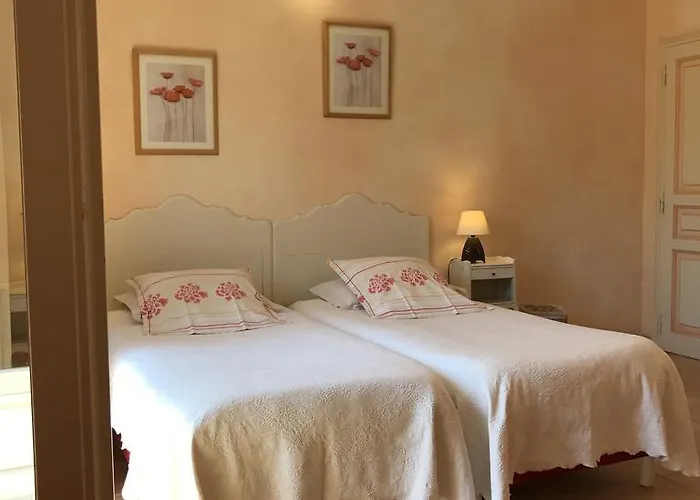 B&B Le Mazet Des Mures 3*